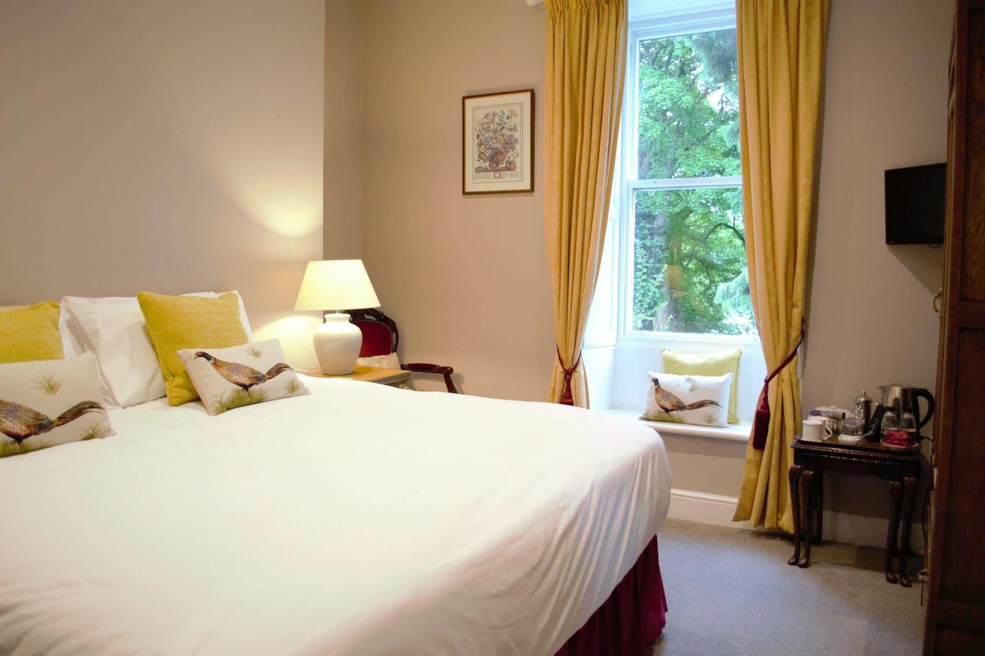 Lowbyer Manor Country House ألستون المظهر الخارجي الصورة